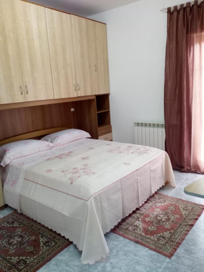 Bed and Breakfast Rosy House Скалея Экстерьер фото